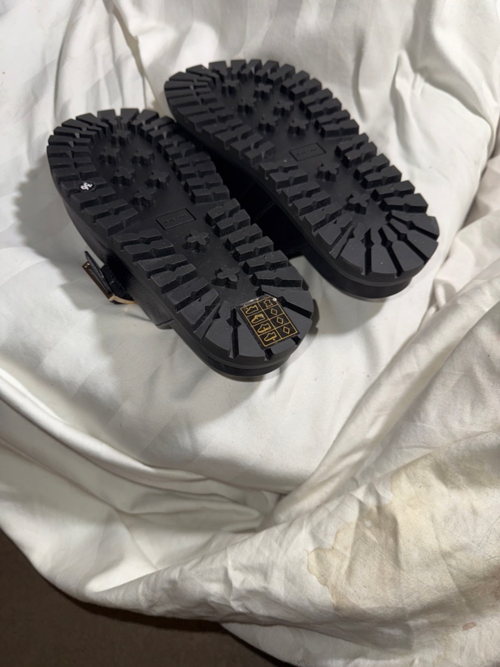 NWOT - Michael Kors Black Leather Buckle Slide Mules. Size 8.5. - Picture 5 of 5